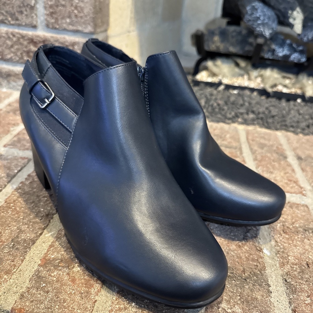White Mountain Booties Womens 11W Block Heel Side Zip Dark Navy Blue Almond Toe